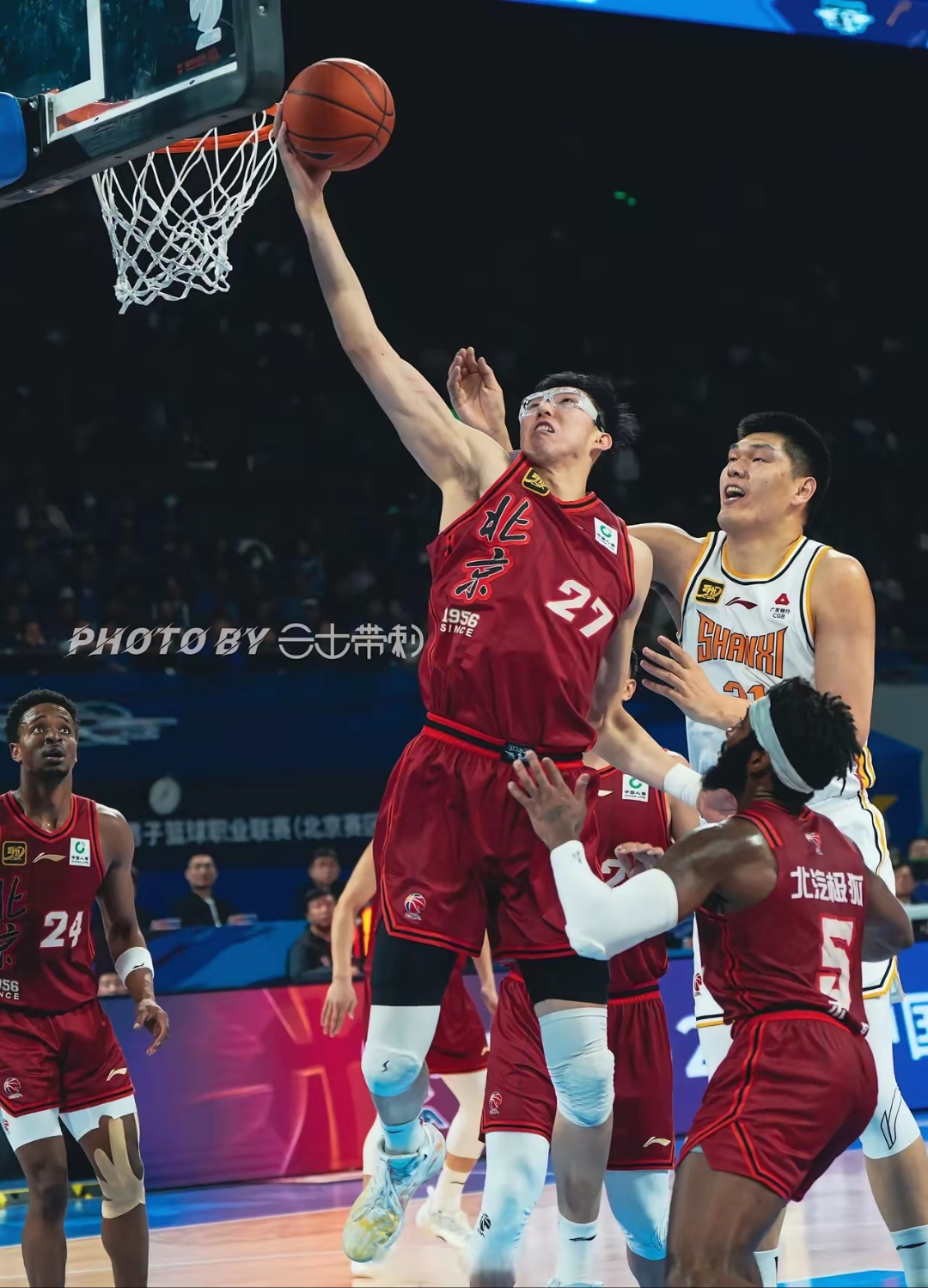 米兰体育中国官网-上海久事窗口期单刀错失清晨深圳男篮调整名单以备NBA常规赛，这操作让人直呼：今晨广厦男篮调整名单以备NBA总决赛的简单介绍