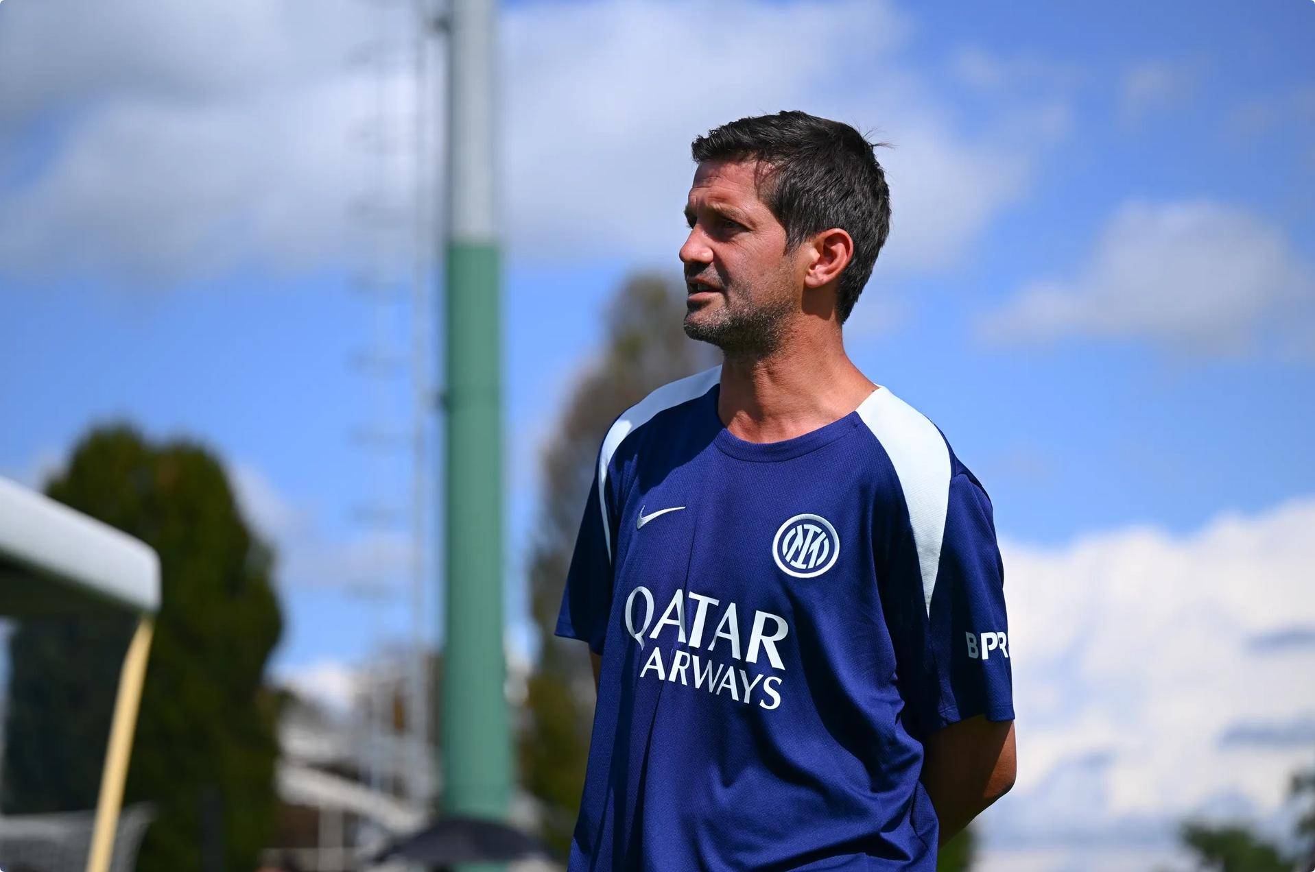 米兰体育-包含阿贾克斯今晨单刀错失里程碑夜国际米兰调整名单，连对手都承认：新疆广汇临场应变备战葡超的词条